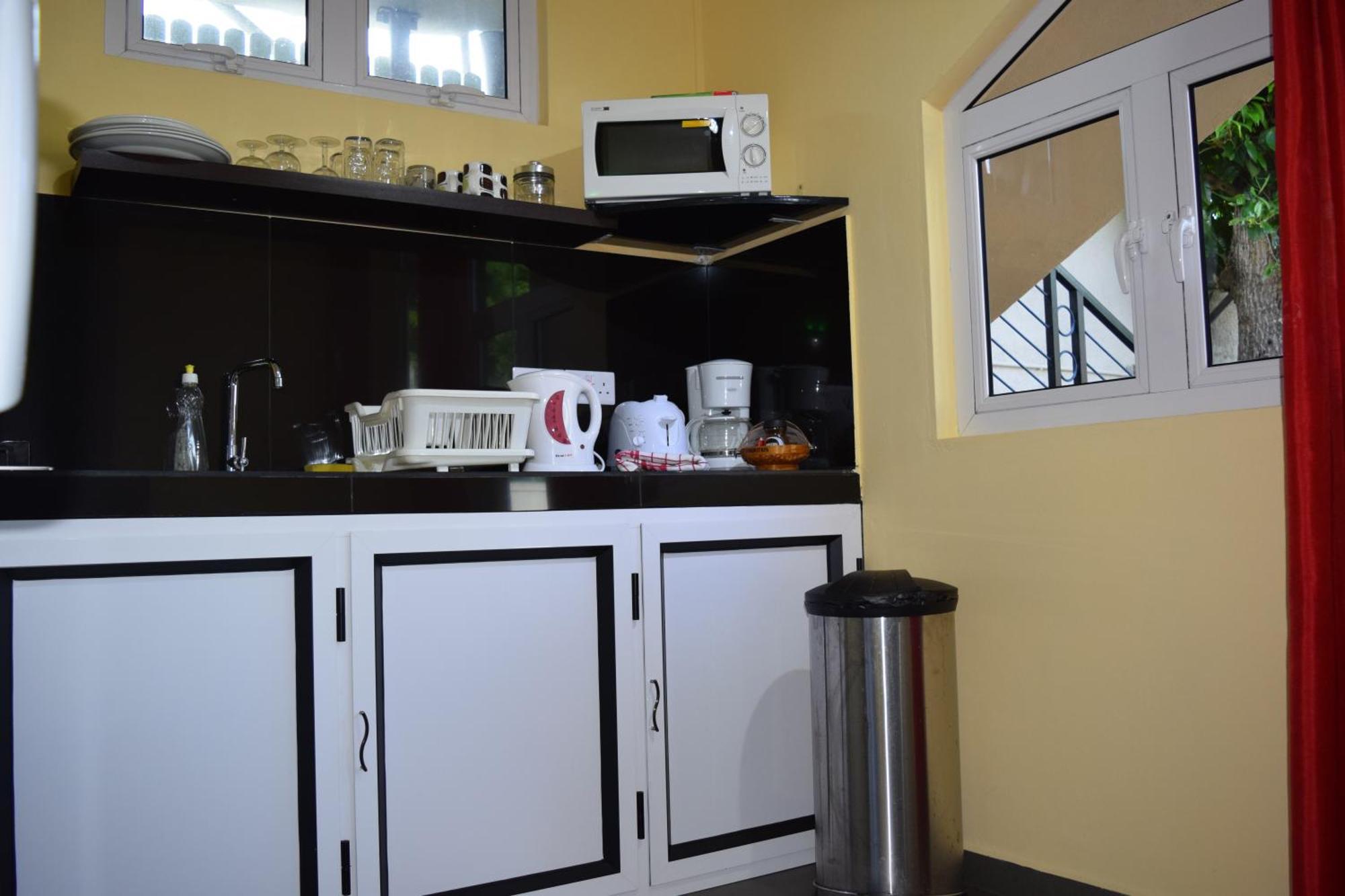 Baywatch Apartment La Gaulette Bagian luar foto