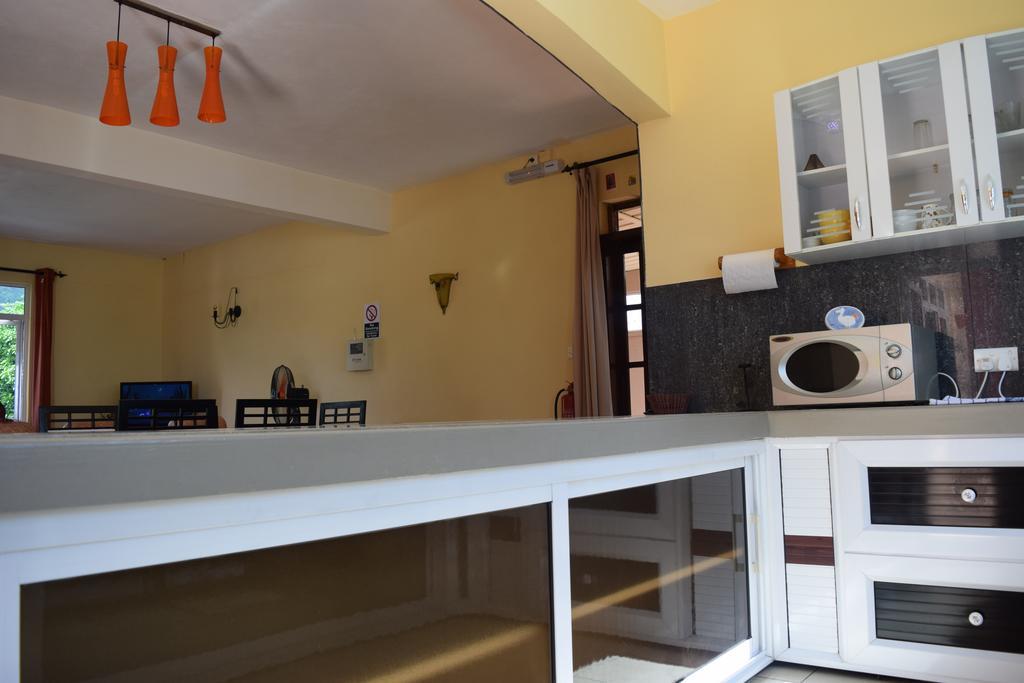 Baywatch Apartment La Gaulette Bagian luar foto