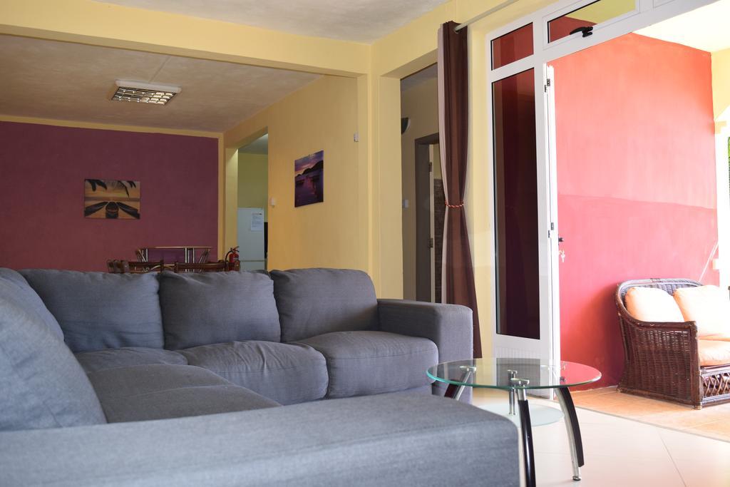 Baywatch Apartment La Gaulette Bagian luar foto