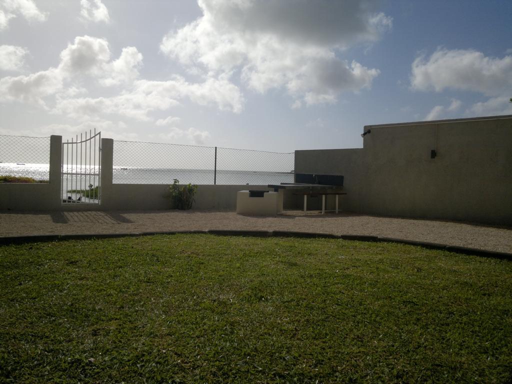 Baywatch Apartment La Gaulette Bagian luar foto